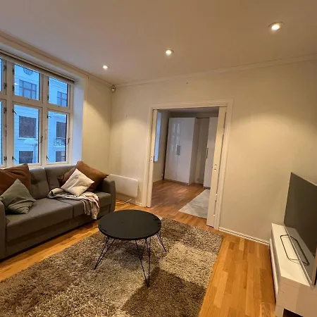 Near Center Lägenhet *